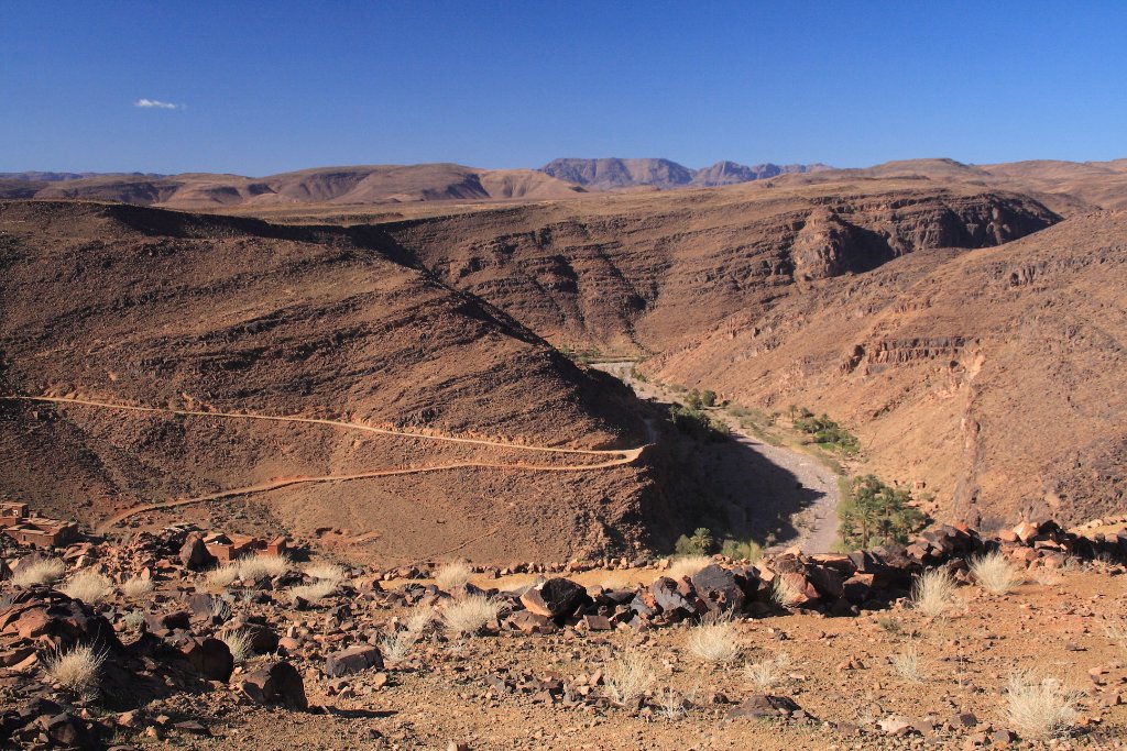 16-A last view of the Jebel Sarhro.jpg - A last view of the Jebel Sarhro